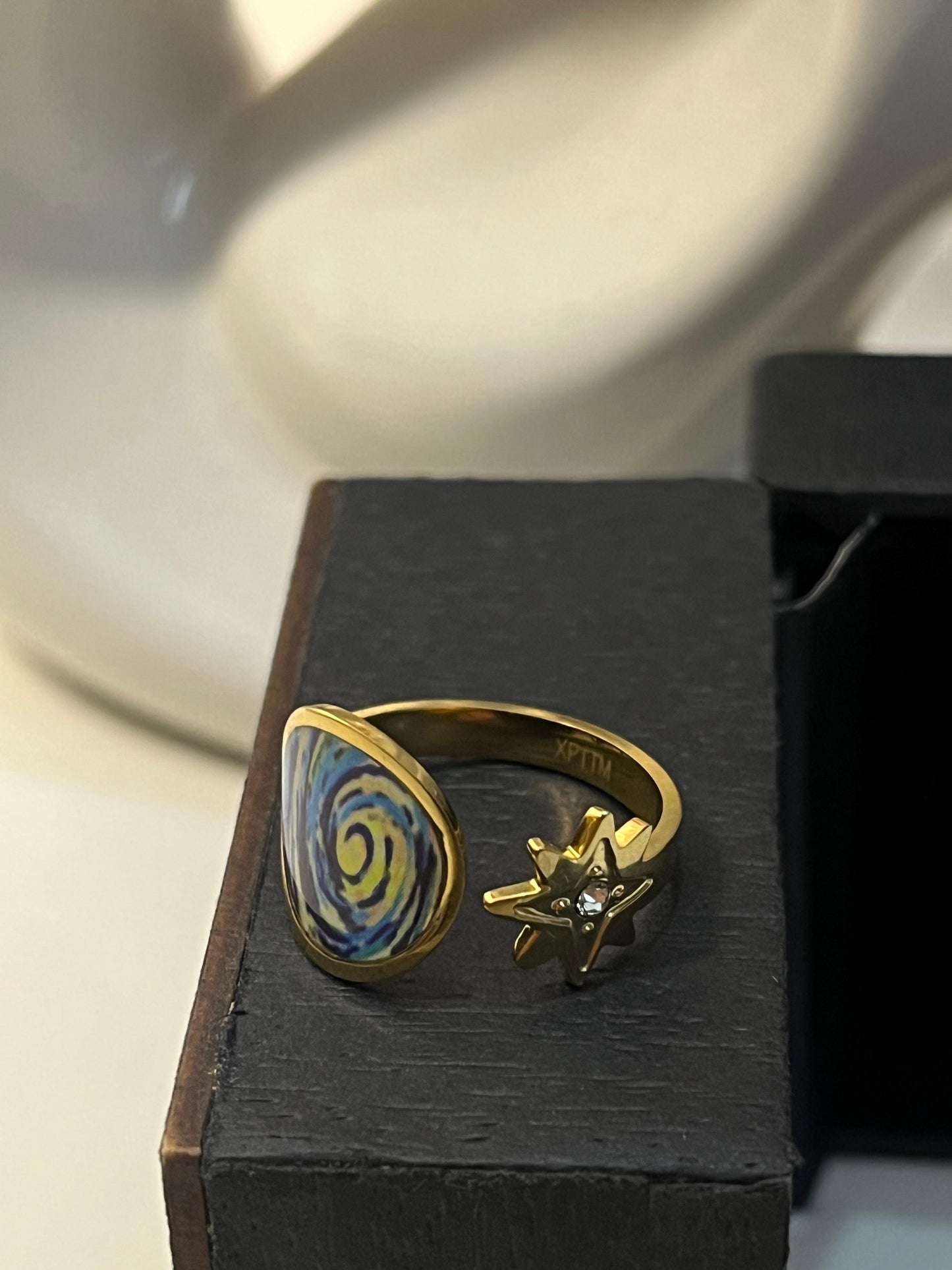 MoonWhirl ring πβ¨