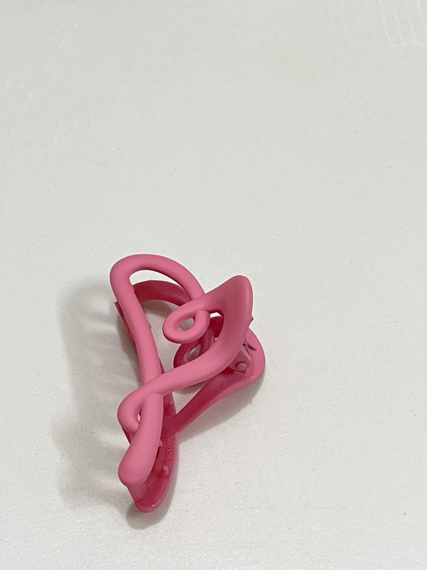HeartyHold Claw Clip π
