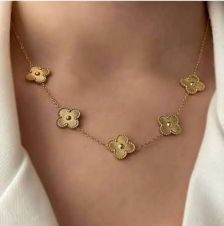 GlowClover Pendant β¨π