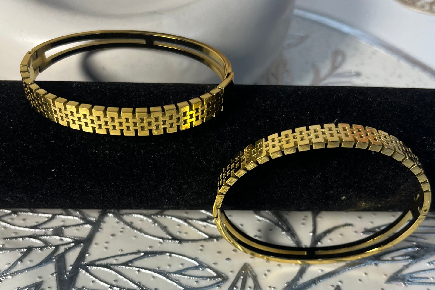 π Golden Glow Grid Bangles π