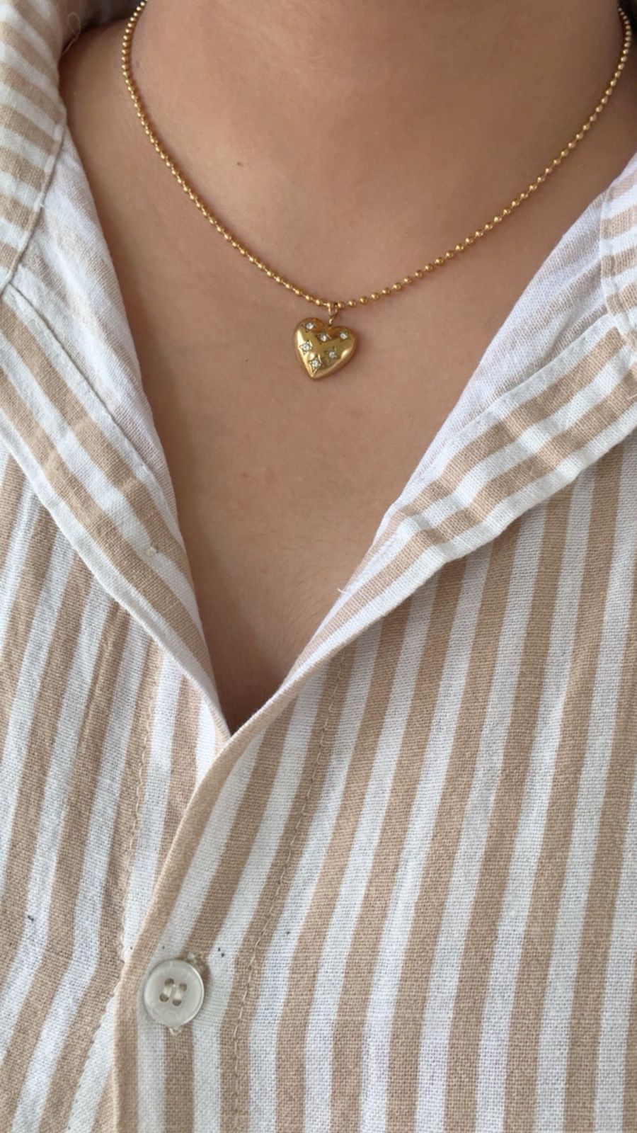 Golden Heart Glow Necklace