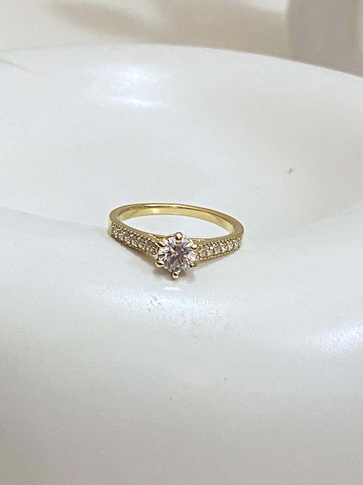 LumiGlint Ring β¨