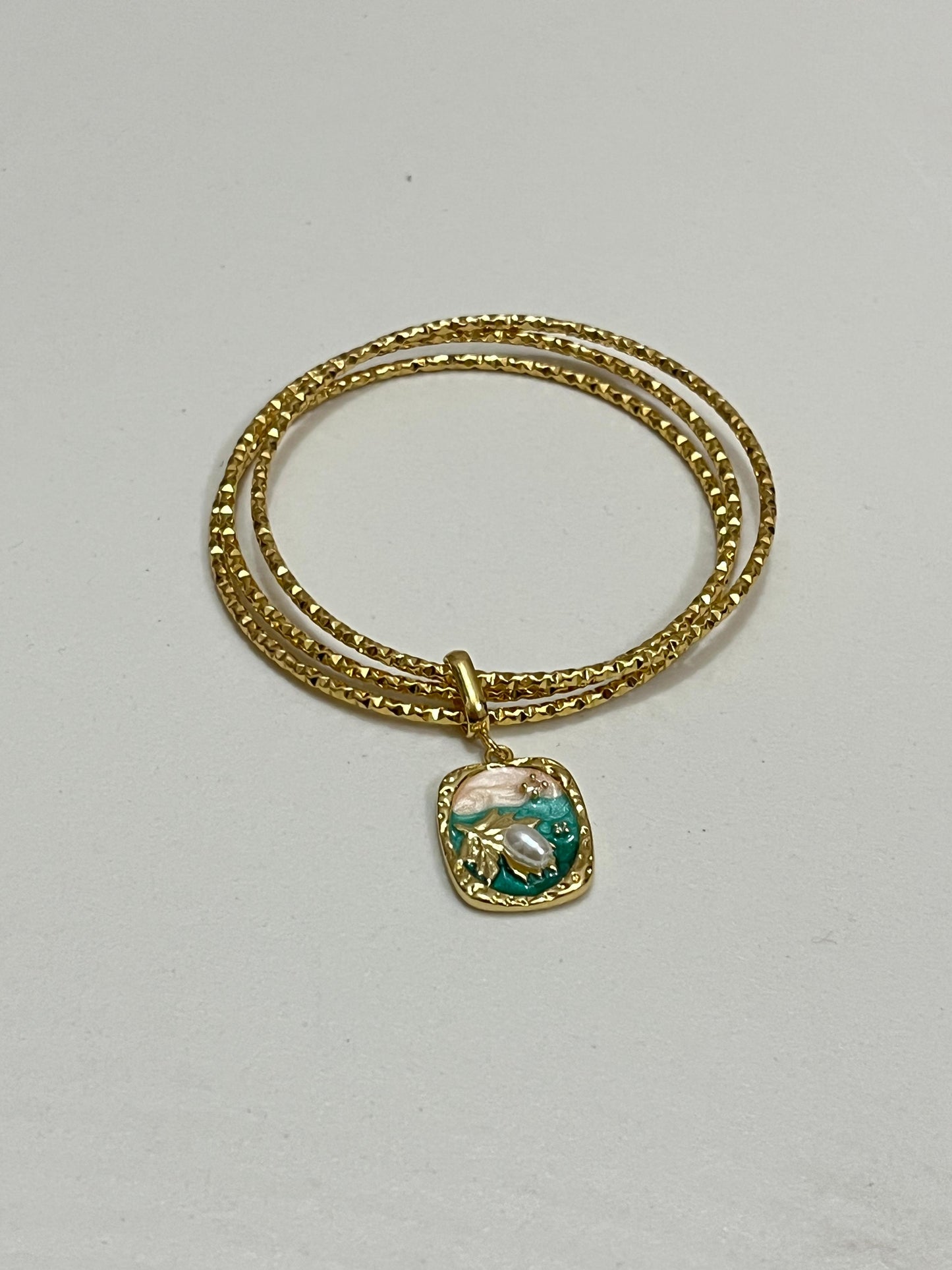 AuraFrame Bangles✨