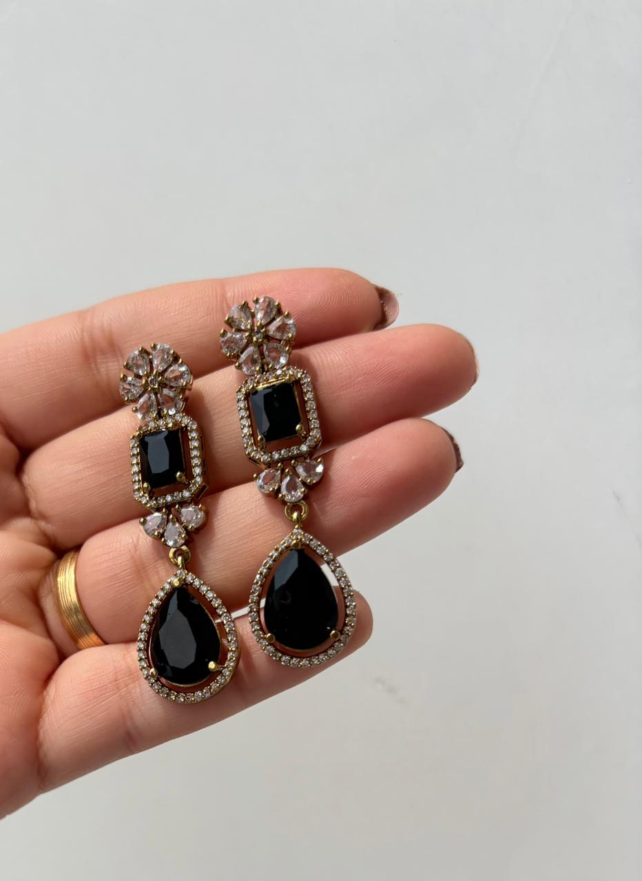 π€ Midnight Luxe Teardrop Drops β¨