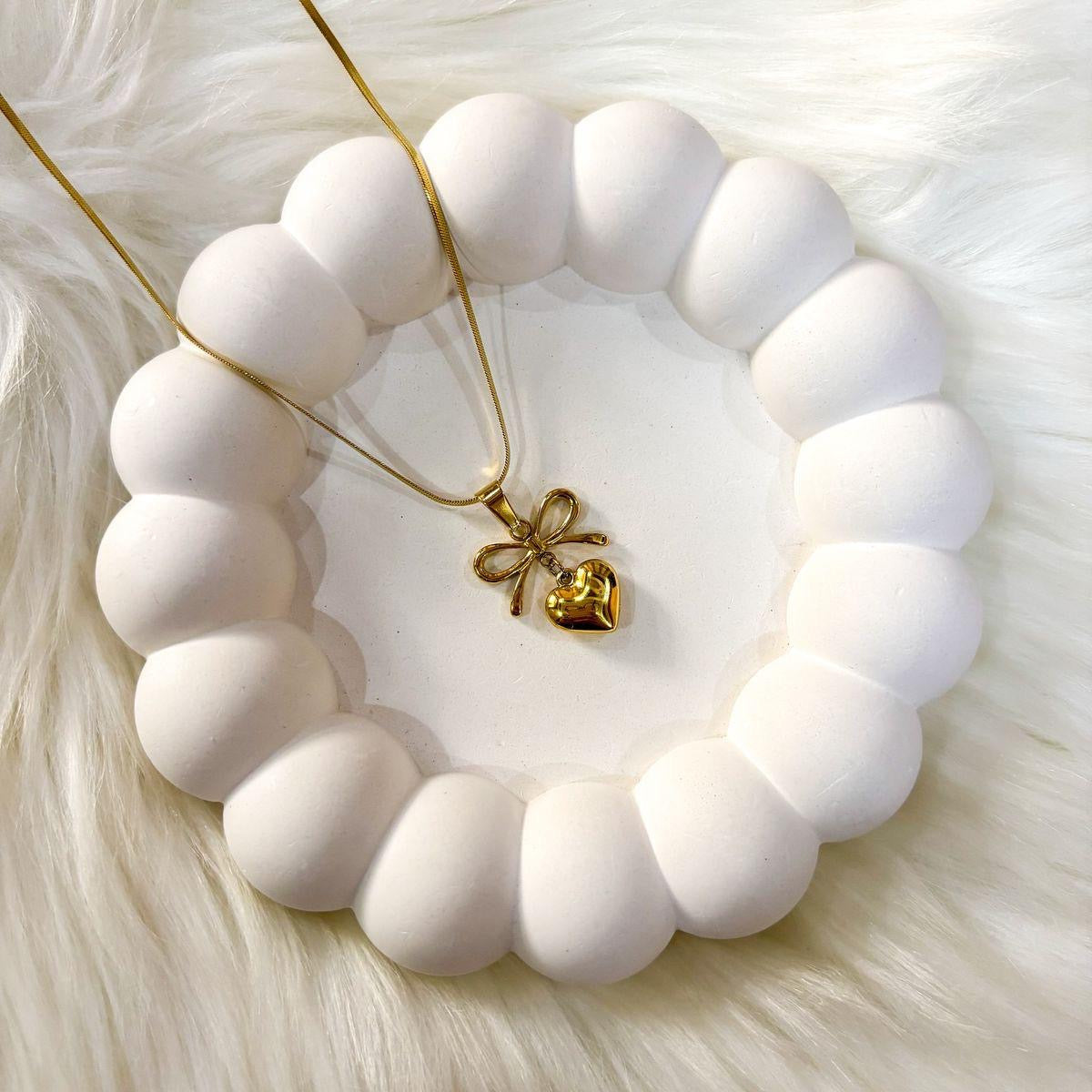 HeartsNKnots pendant set 💖🔗