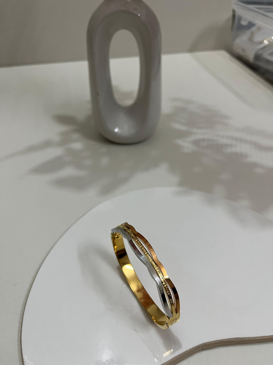 AuraTwist | Tricolor Kada 🔱💫