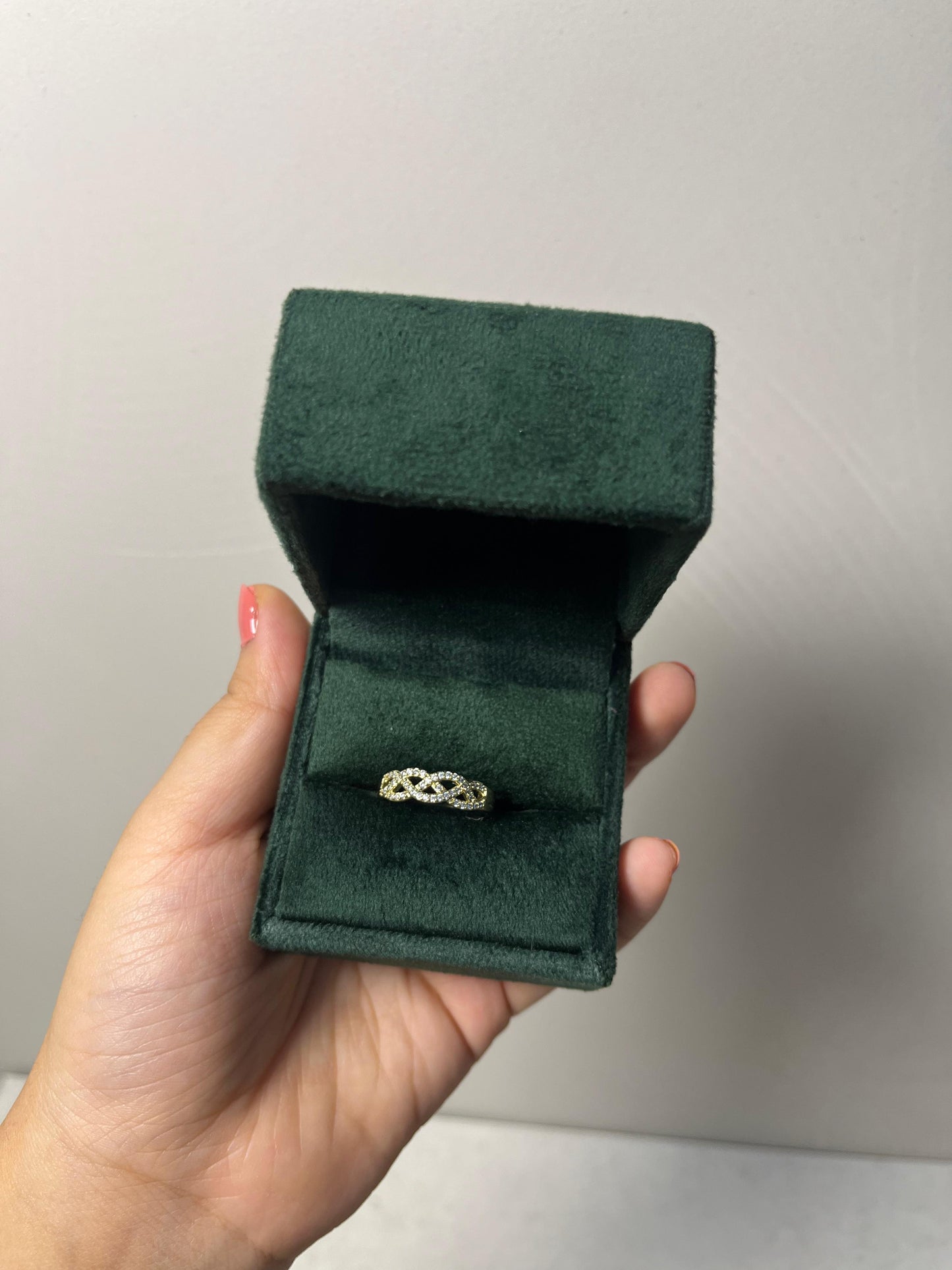 GoldenTwine Ring ✨