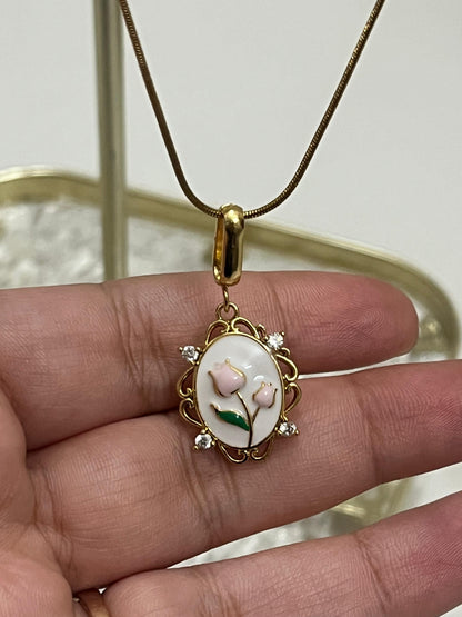 TulipMuse Pendant🤍🌷