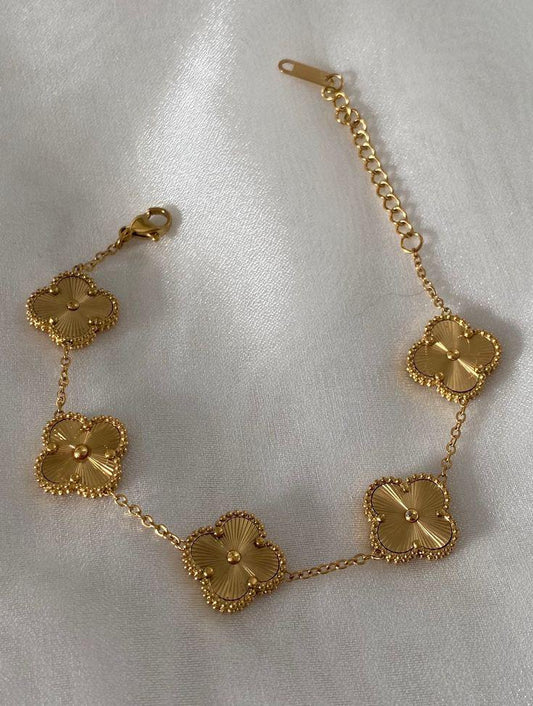 GoldieClover bracelet 🌼💛