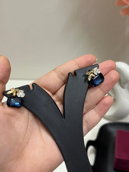 RoyalBuzz Earrings | Deep navy gem👑🐝