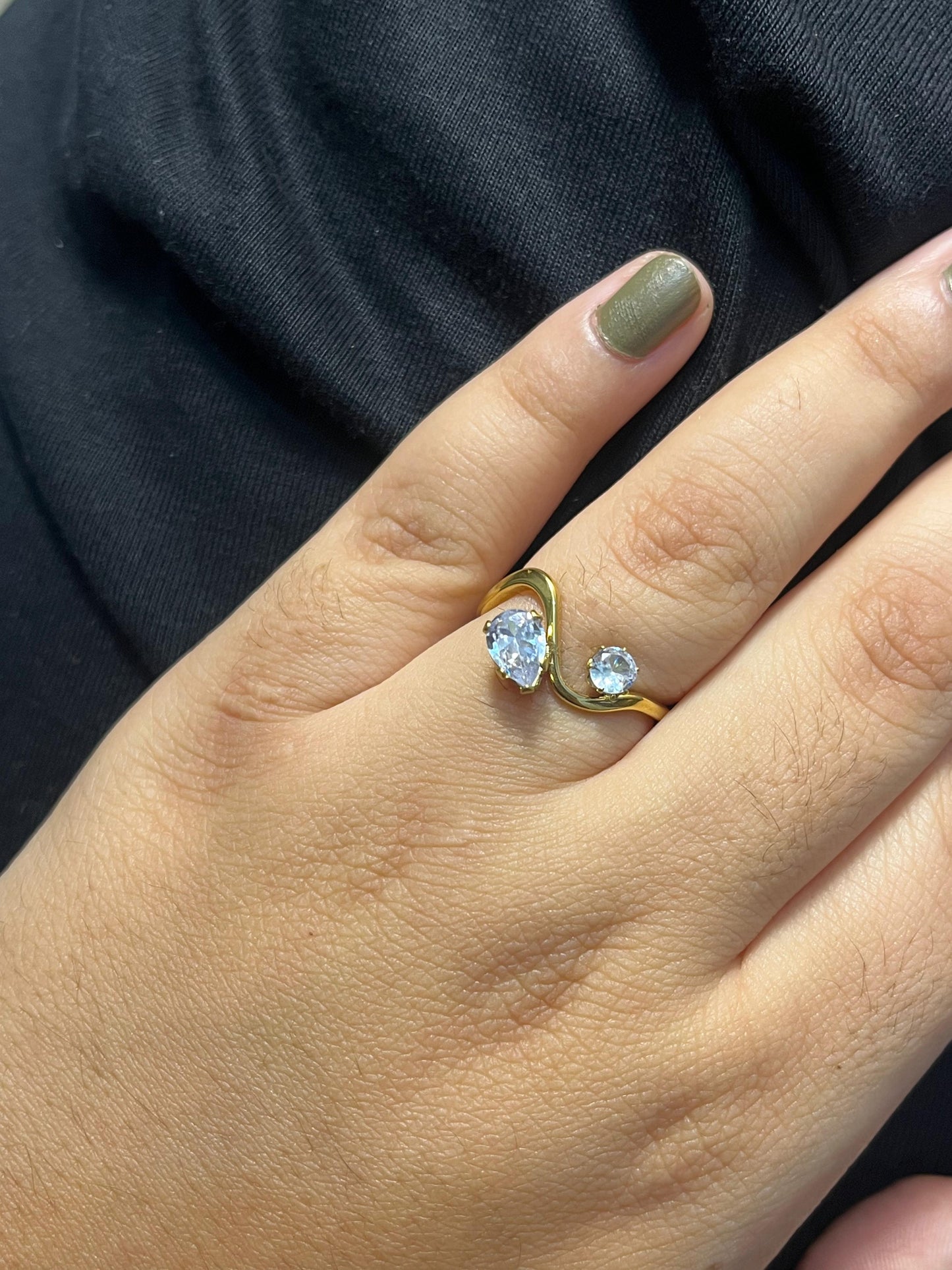 CrownGleam Ring 👑