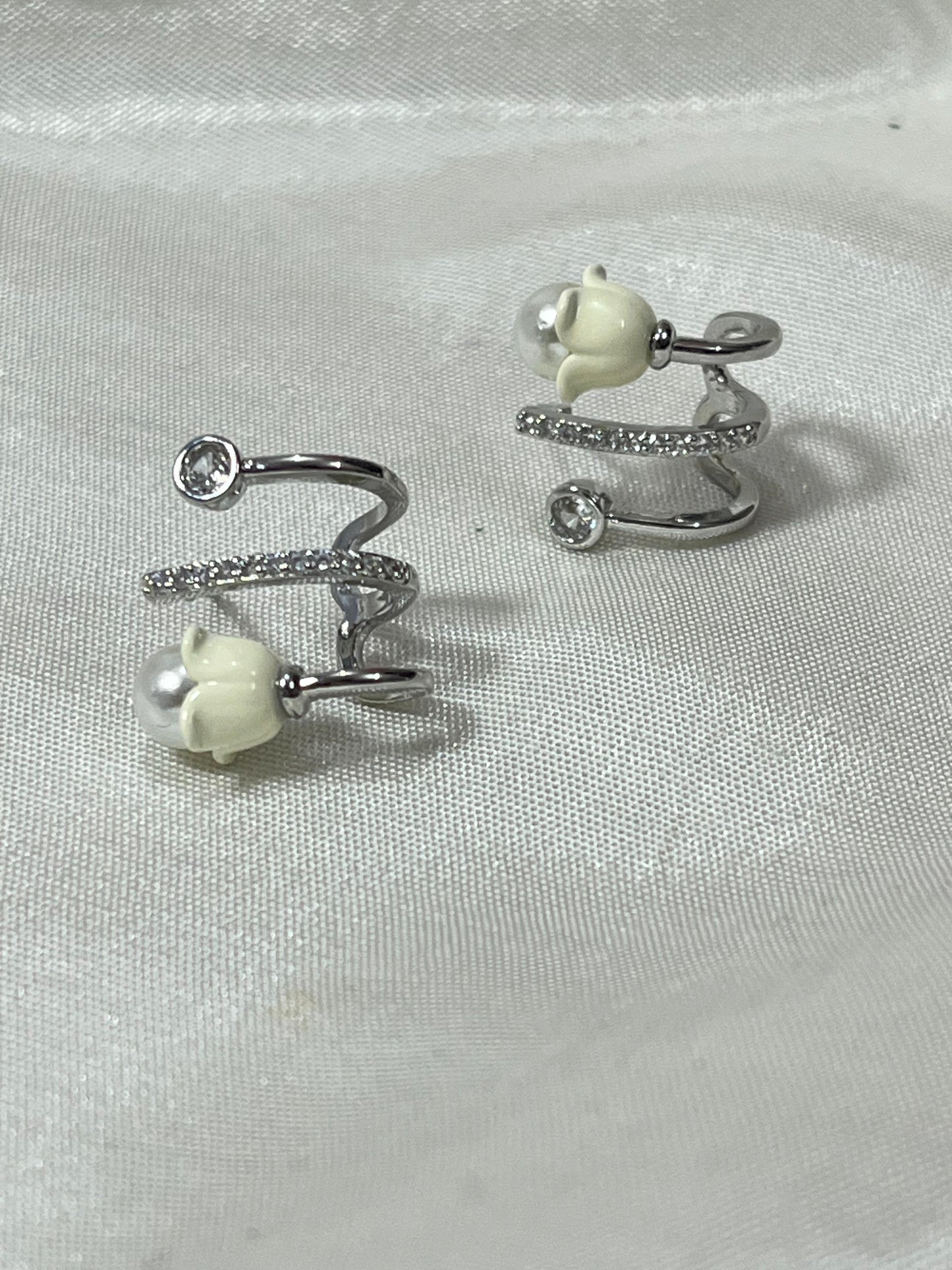 PearlPetal | Silver Earcuffs🐚🌷