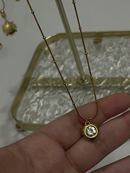 VelvetVow  Pendant 💓