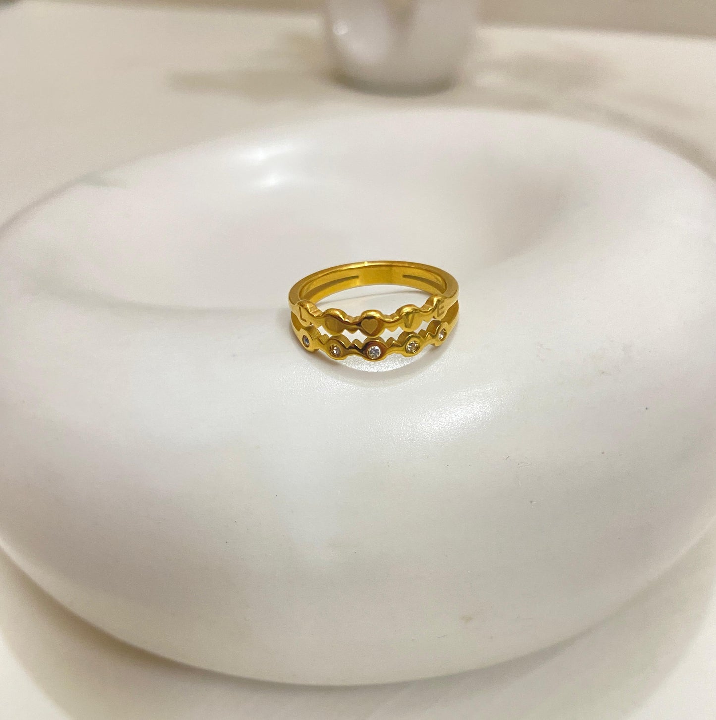 LoveWhirl Ring 💫