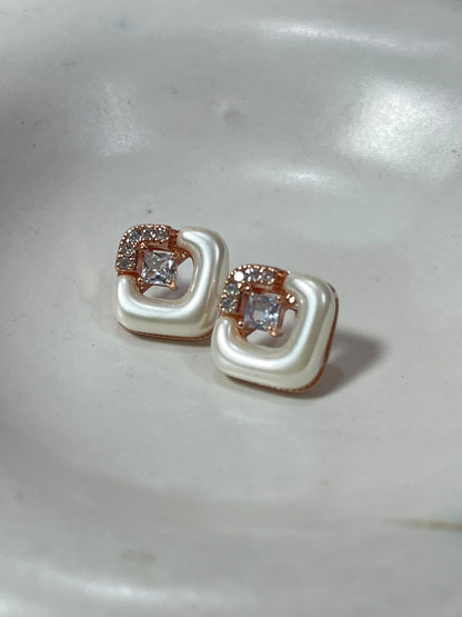 PearlDot  Earrings🤍🐚