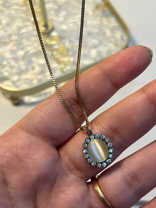 OvalMuse Pendant ✨