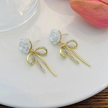 WhiteWink Earrings🤍🎀