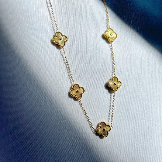 GlowClover Pendant ✨🍀