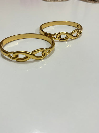 Eternal Radiance Bangles📎💘