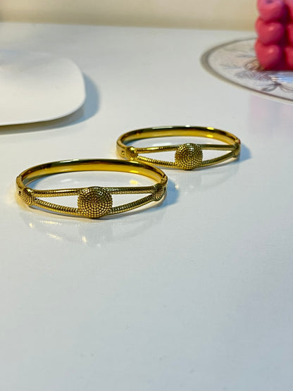 Regal Heritage Bangles 👑