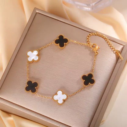 Reversible Clover Bracelet 🖤🤍| Black & White |
