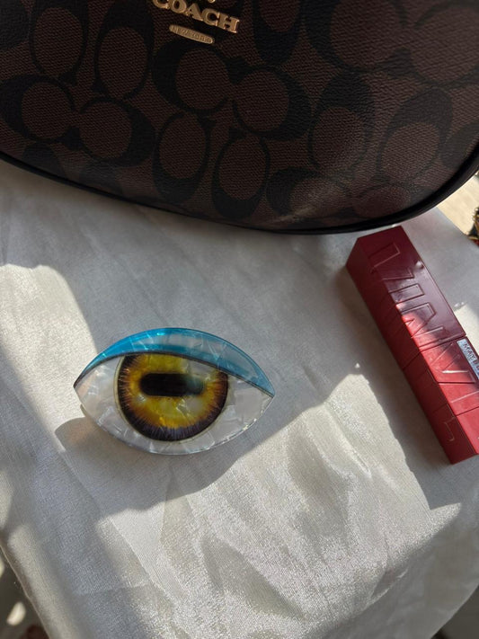 Aura Eye Hair Claw 👁️
