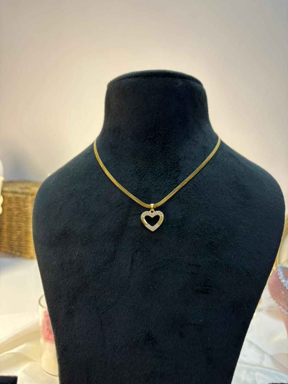Minimal Heart Charm Necklace
