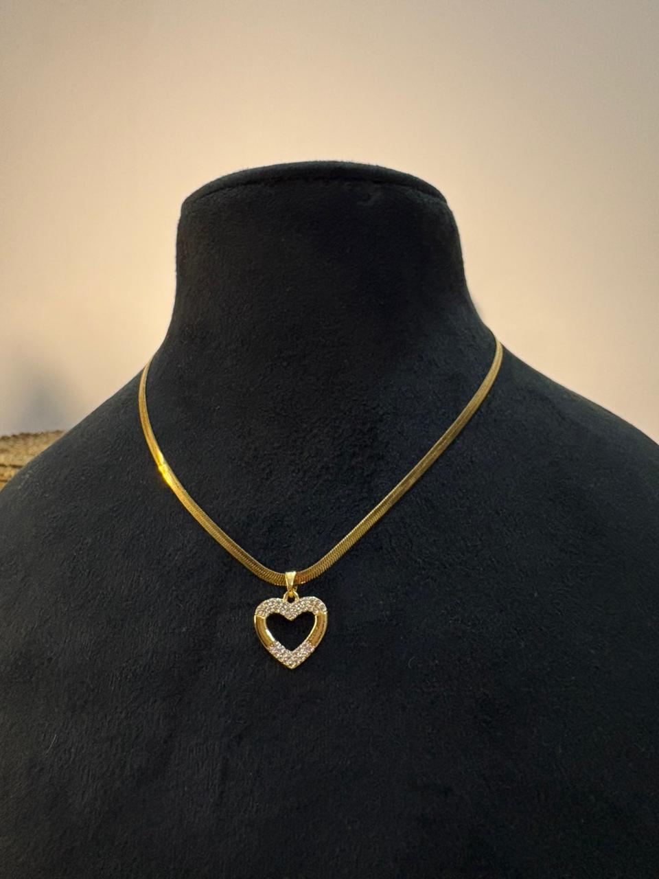 Minimal Heart Charm Necklace