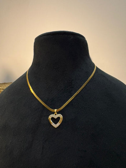 Minimal Heart Charm Necklace