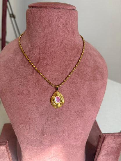 Iridescent Ripple Medallion