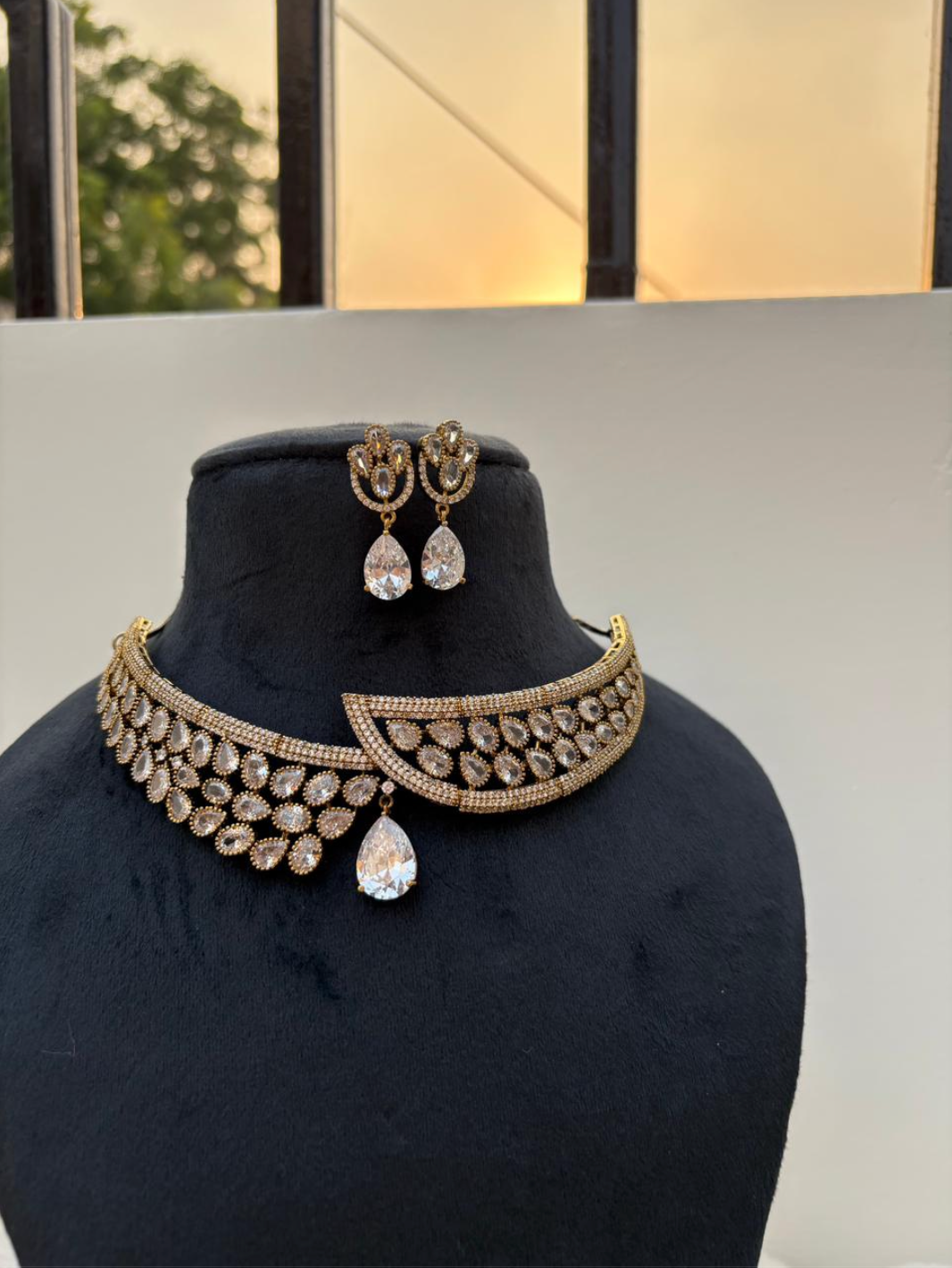 Crystal Teardrop Luxe Choker Set