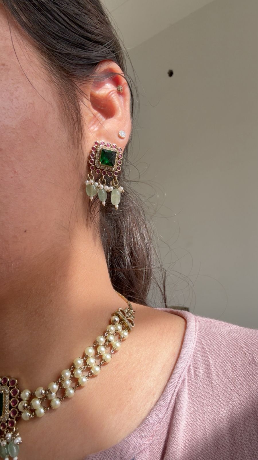 Emerald Rajwadi Pearl Choker Set