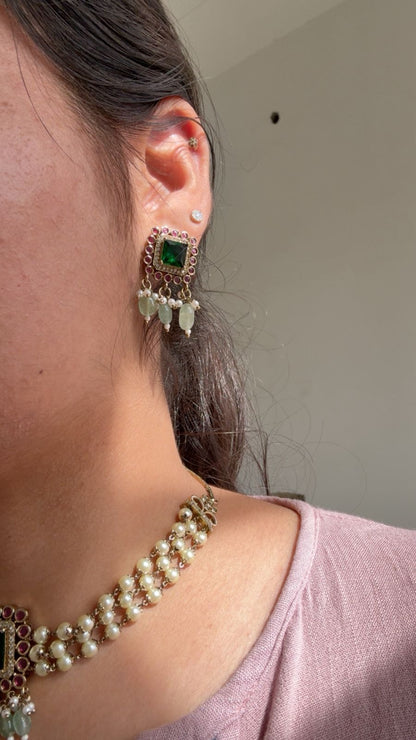 Emerald Rajwadi Pearl Choker Set