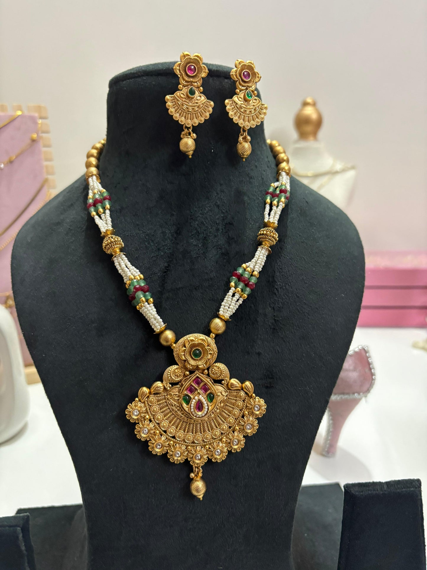 Antique Temple Heritage Necklace Set