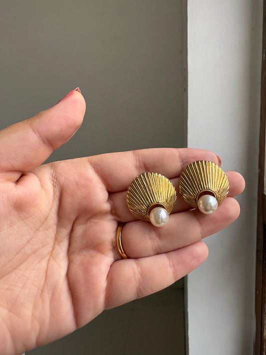 Aurora Shell Pearl Studs