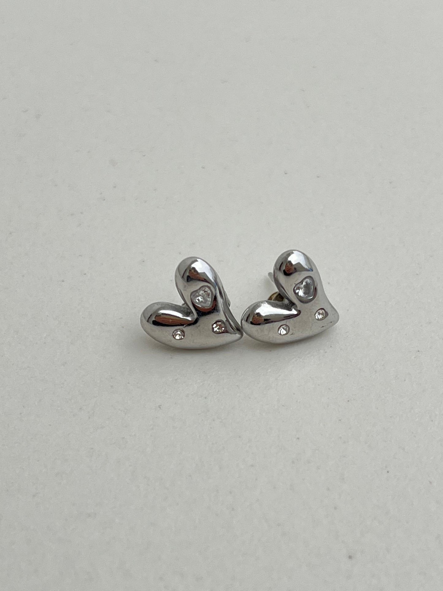 LoveNest Earrings🕊️💖