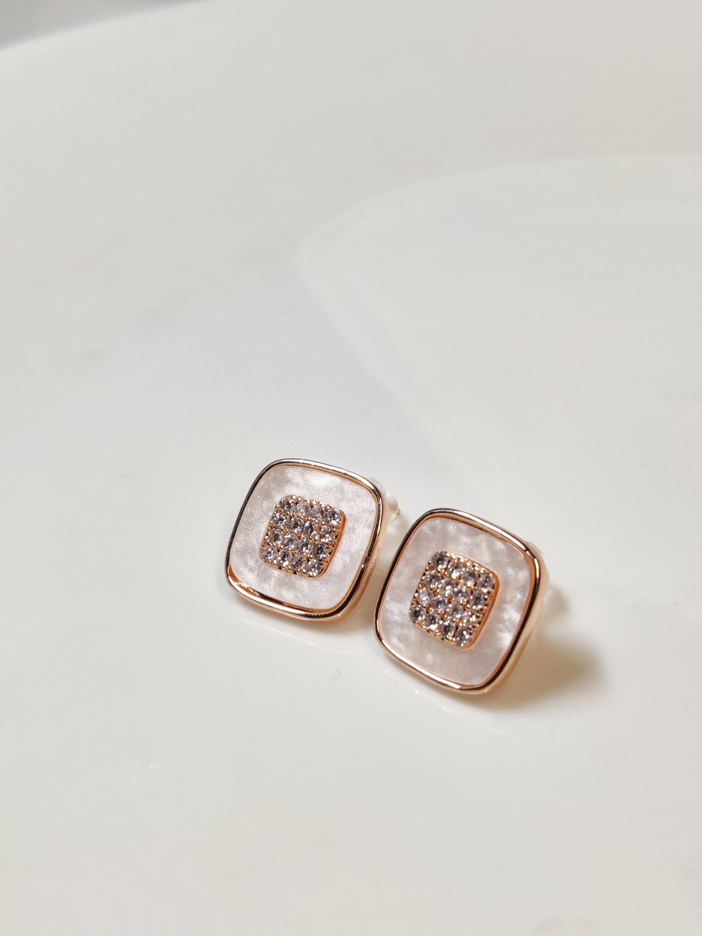 MiniGleam Earrings💫🩷