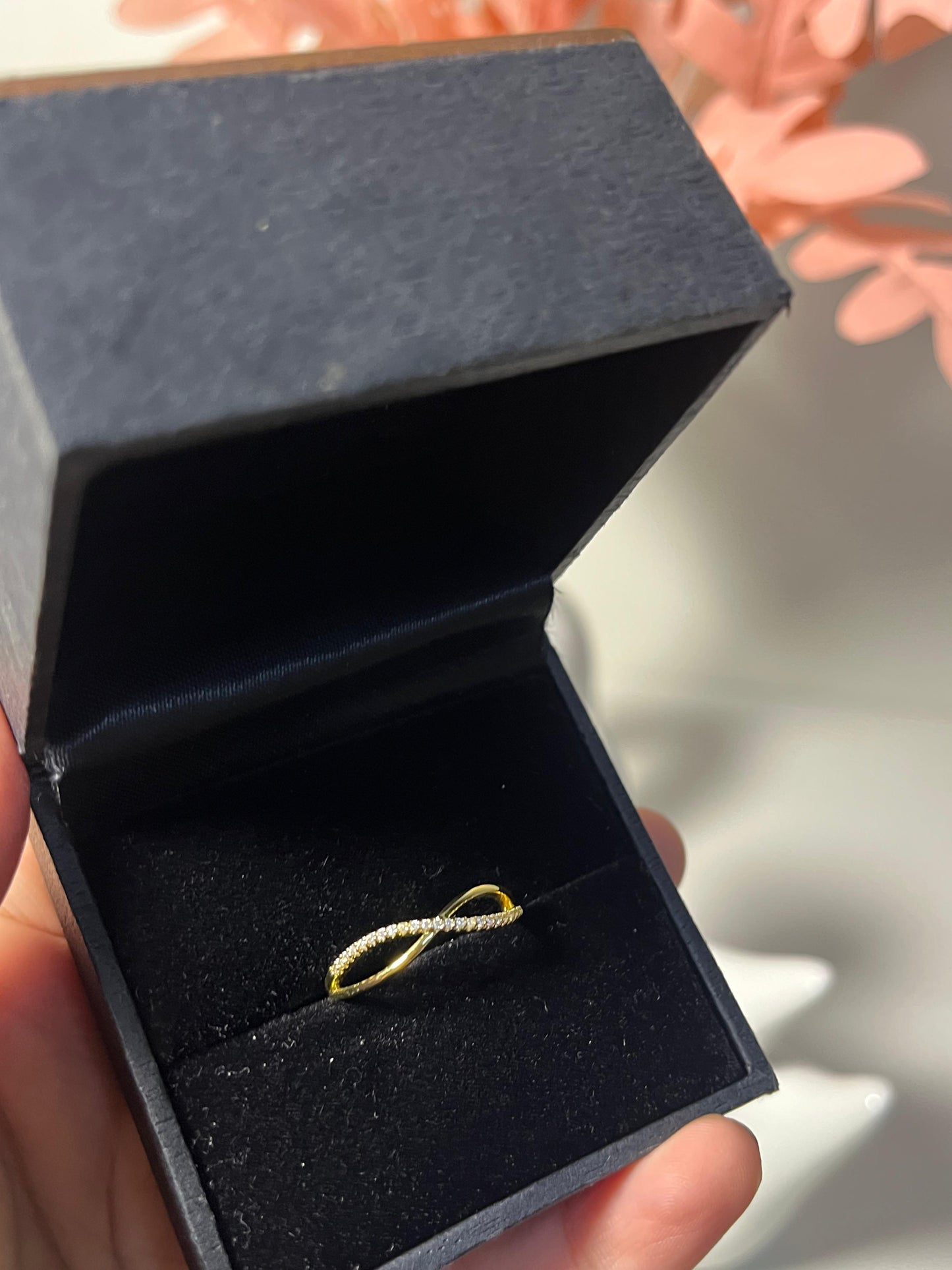 EternalGlow Ring  ♾️✨