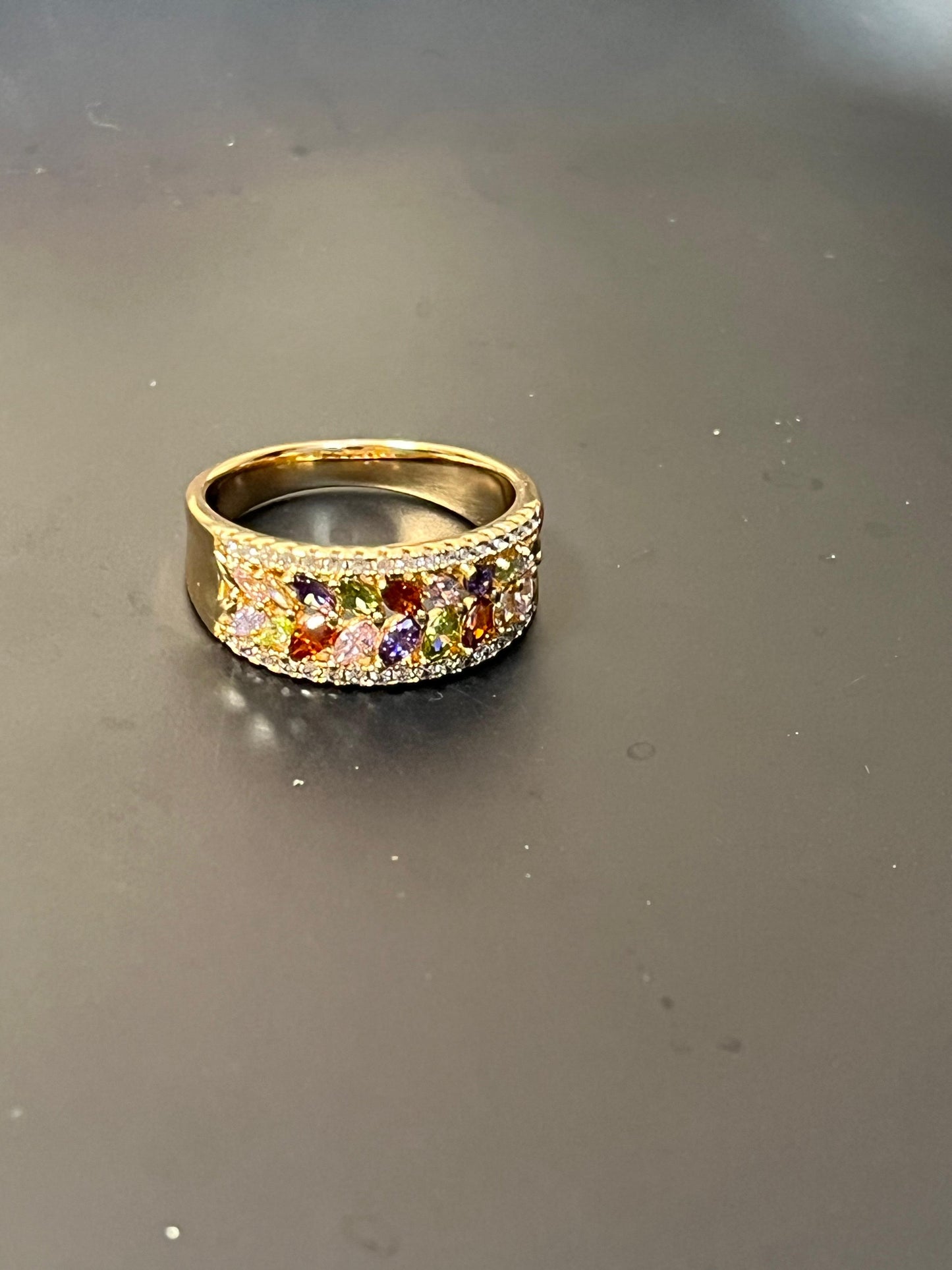 GemWhirl Luxe Ring🌈💫