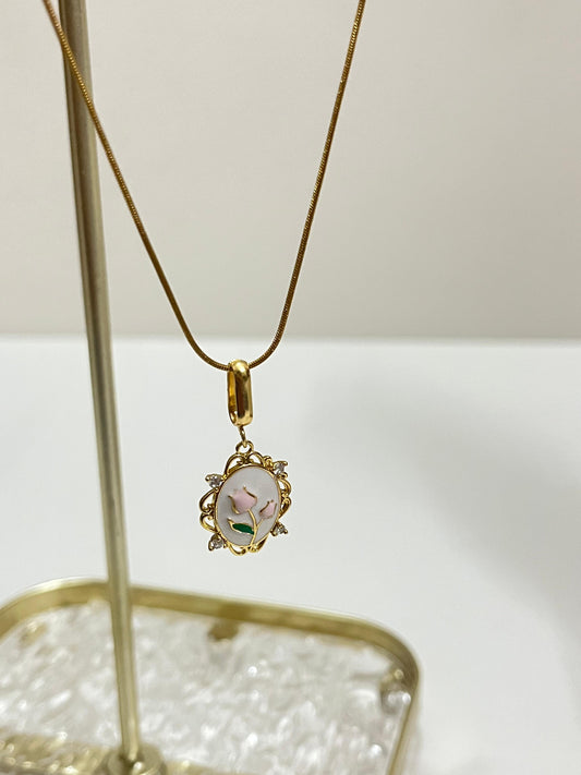 TulipMuse Pendant🤍🌷
