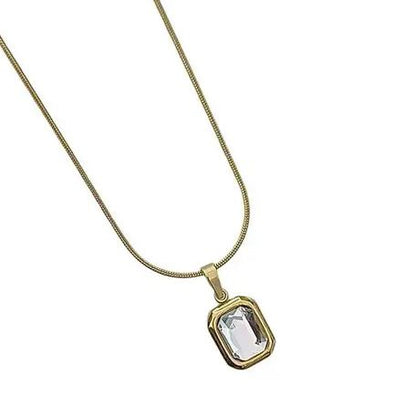 RegalEdge Necklace💎✨