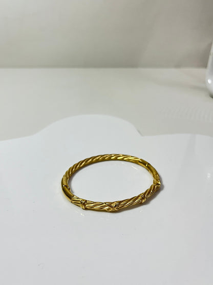 LuxeTwine Kada👑💛