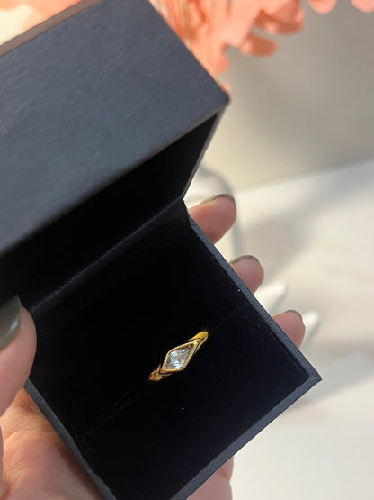 GlimmerNest ring✨💛