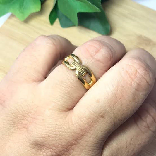 Linked Allure ring⛓️✨