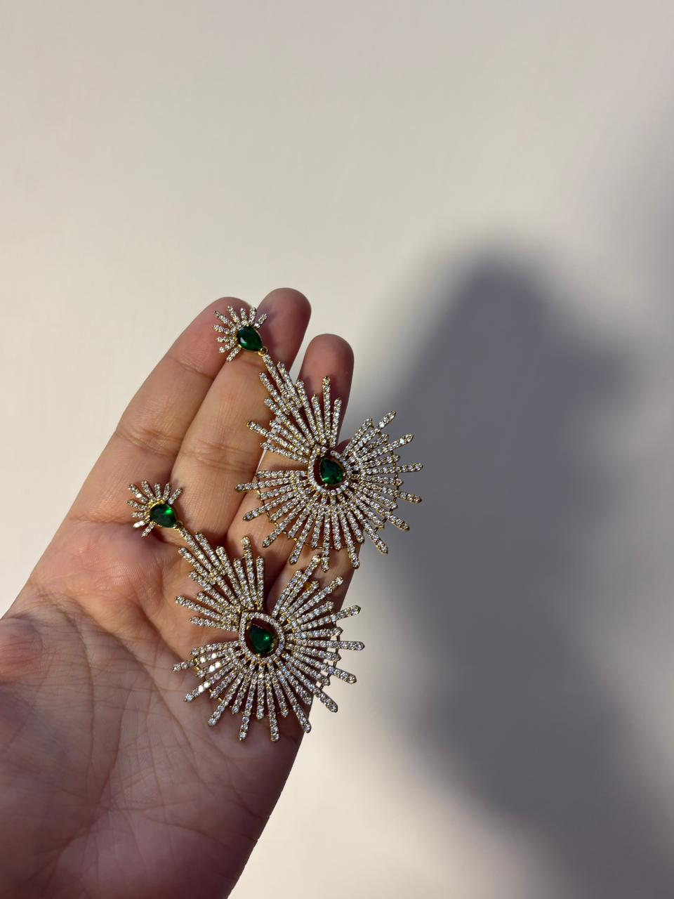 Emerald Radiance Sunburst Drops 💚