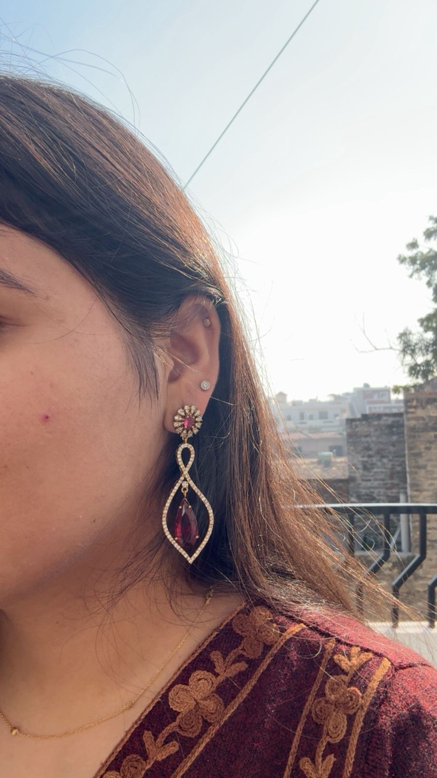 ❤️ Scarlet Elegance Teardrop Danglers 💎