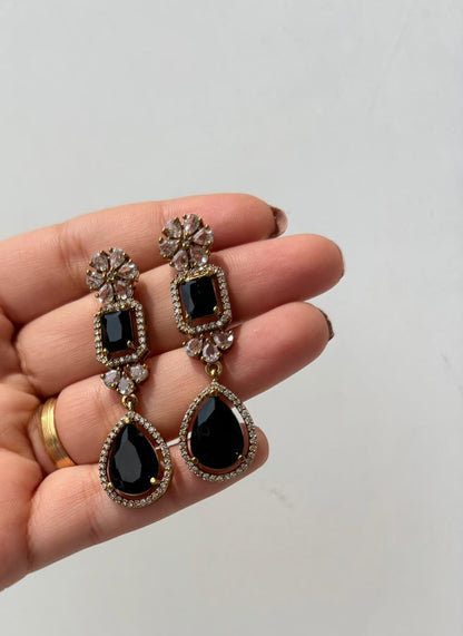 🖤 Midnight Luxe Teardrop Drops ✨