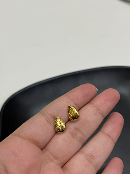 LeafletGold Earrings🍃🌟