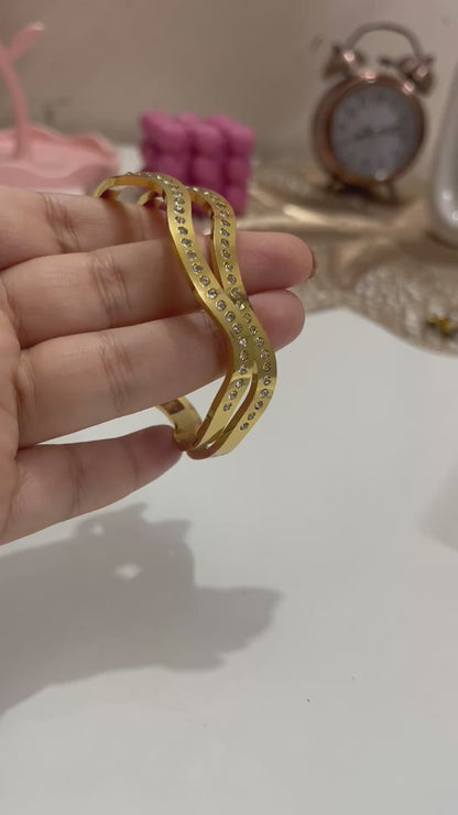 WaveGlow Bangles😍 🌊