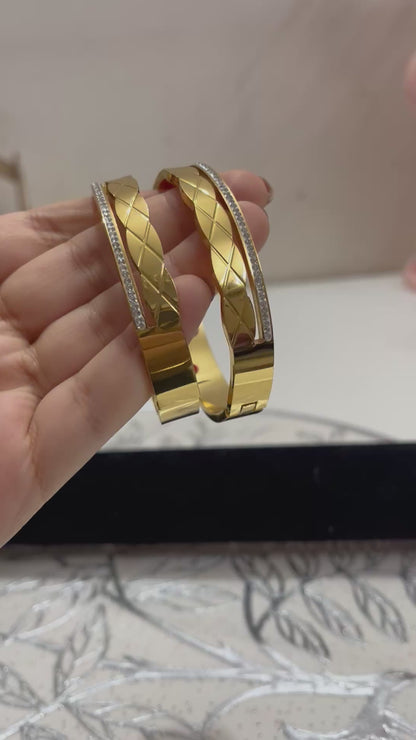 💎 Noor-e-Zaiba Bangles